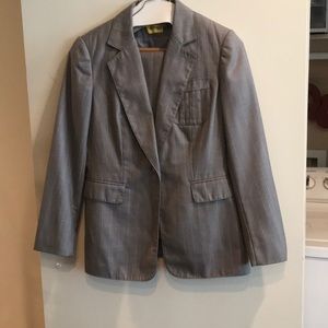 Grey jacket and pant suit